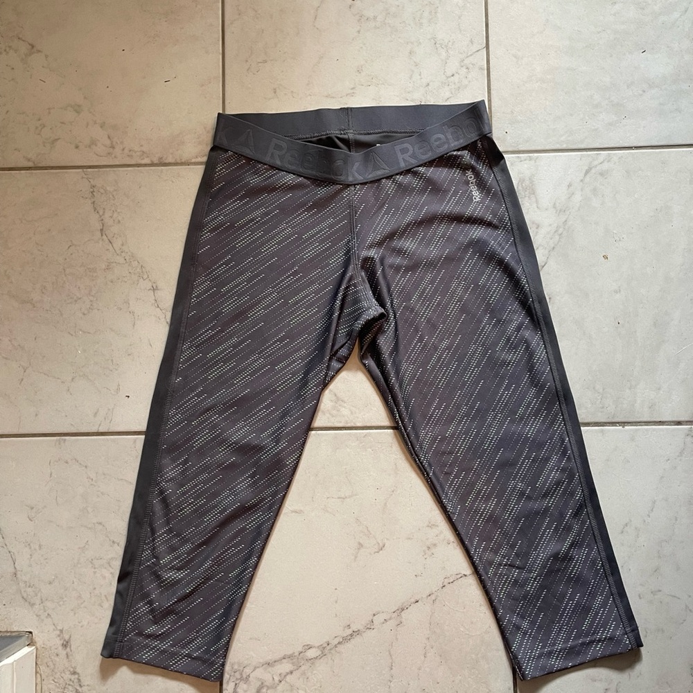 Reebok capri